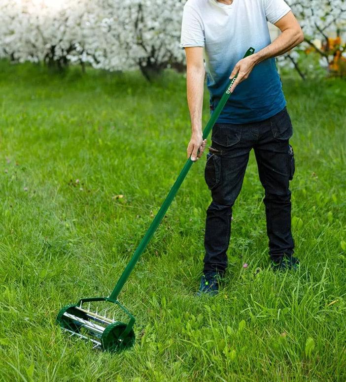 aerator-skarifikator-ruchnoi-verto-d-15-sm-27-shipiv-3-5-kg