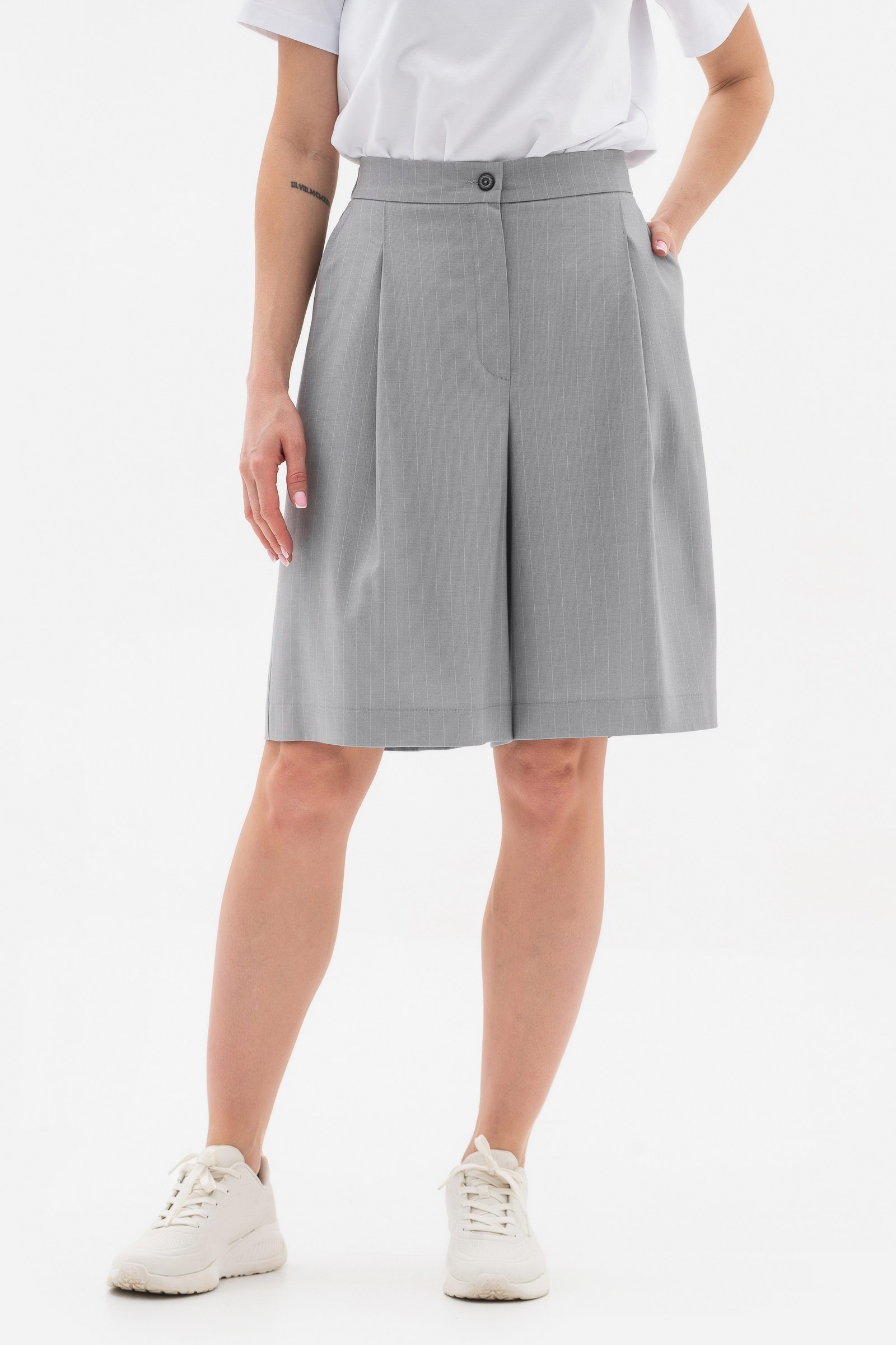 shorti-lesia-oktara-01-sirii-52-15694000052