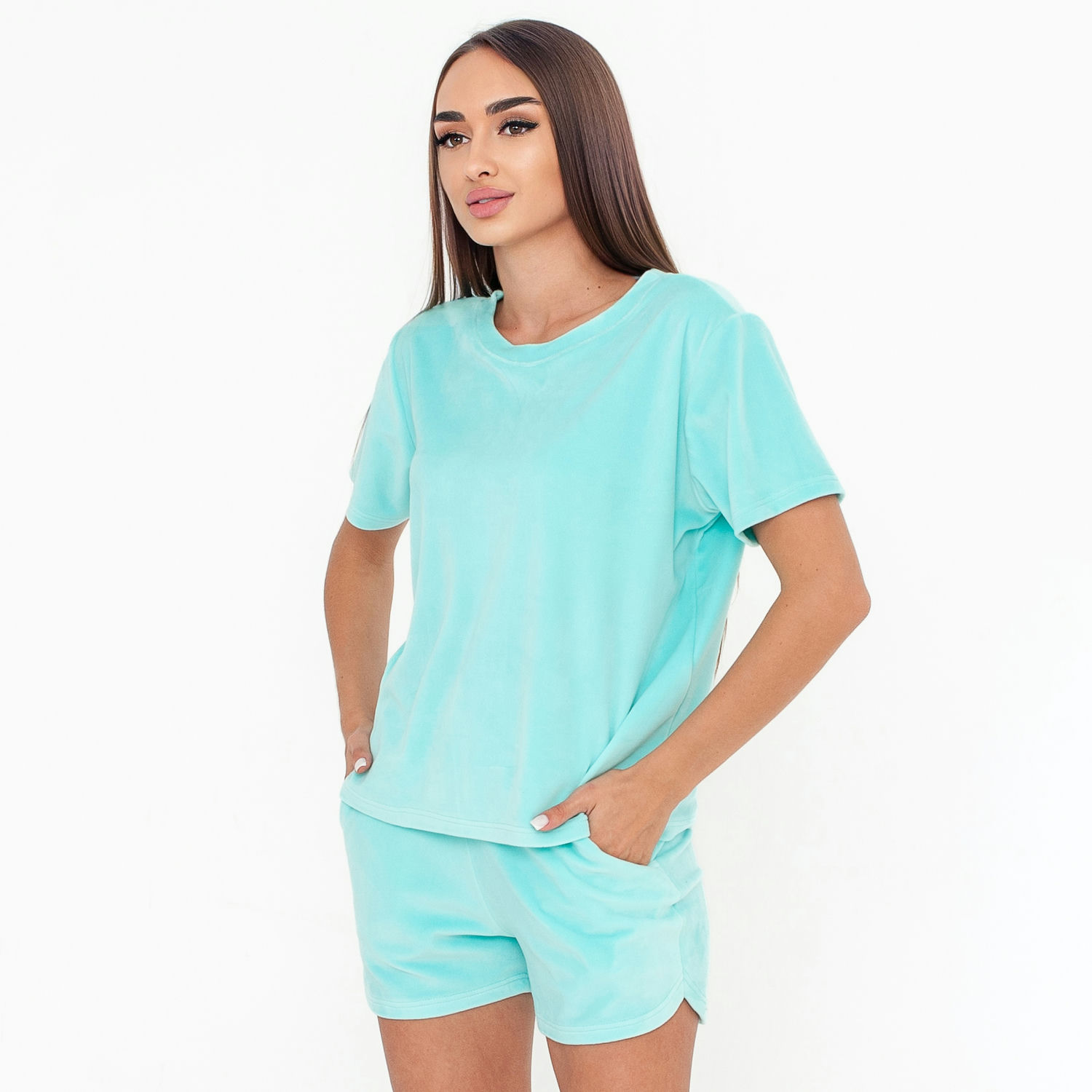 domashnii-kostium-zhinochii-cosas-aura-s-miatnii